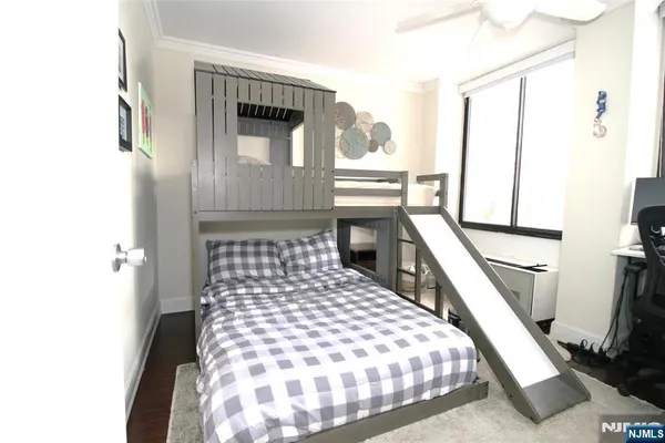 $4,675 | 300 Winston Drive, Unit L05, Cliffside Park, NJ 07010