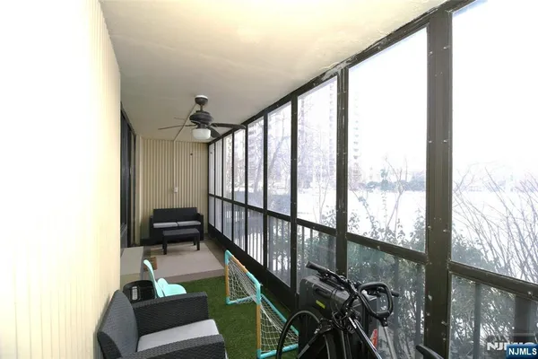 $4,675 | 300 Winston Drive, Unit L05, Cliffside Park, NJ 07010