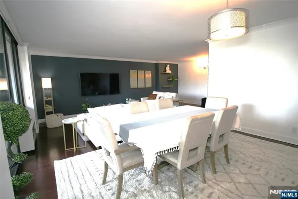 $4,675 | 300 Winston Drive, Unit L05, Cliffside Park, NJ 07010