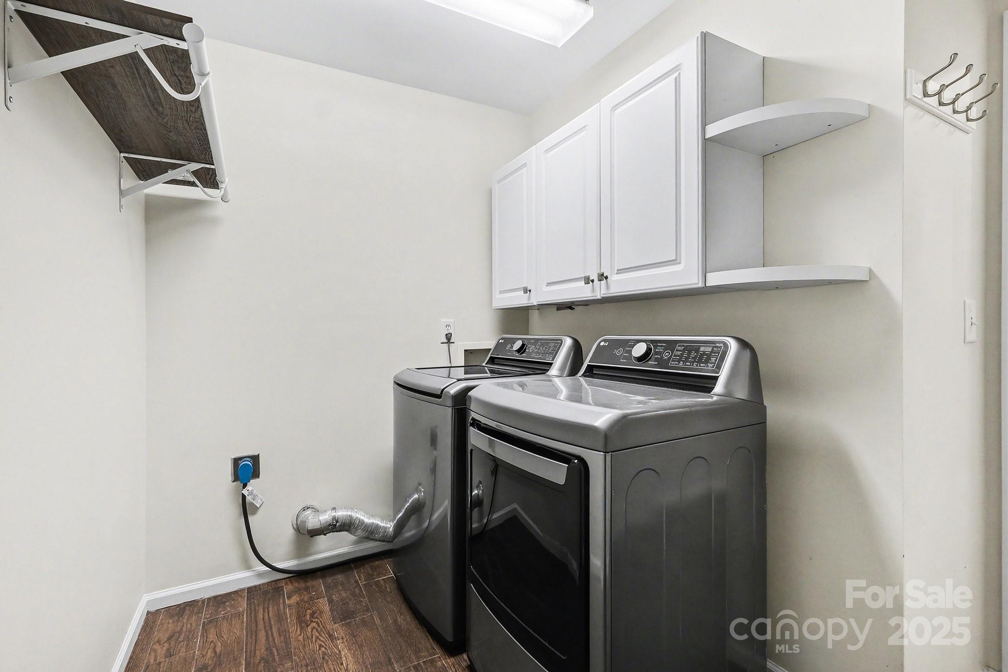 138 Blandina Court Fort Mill, SC 29708 - Photo 17 of 41 a utility room with dryer and washer