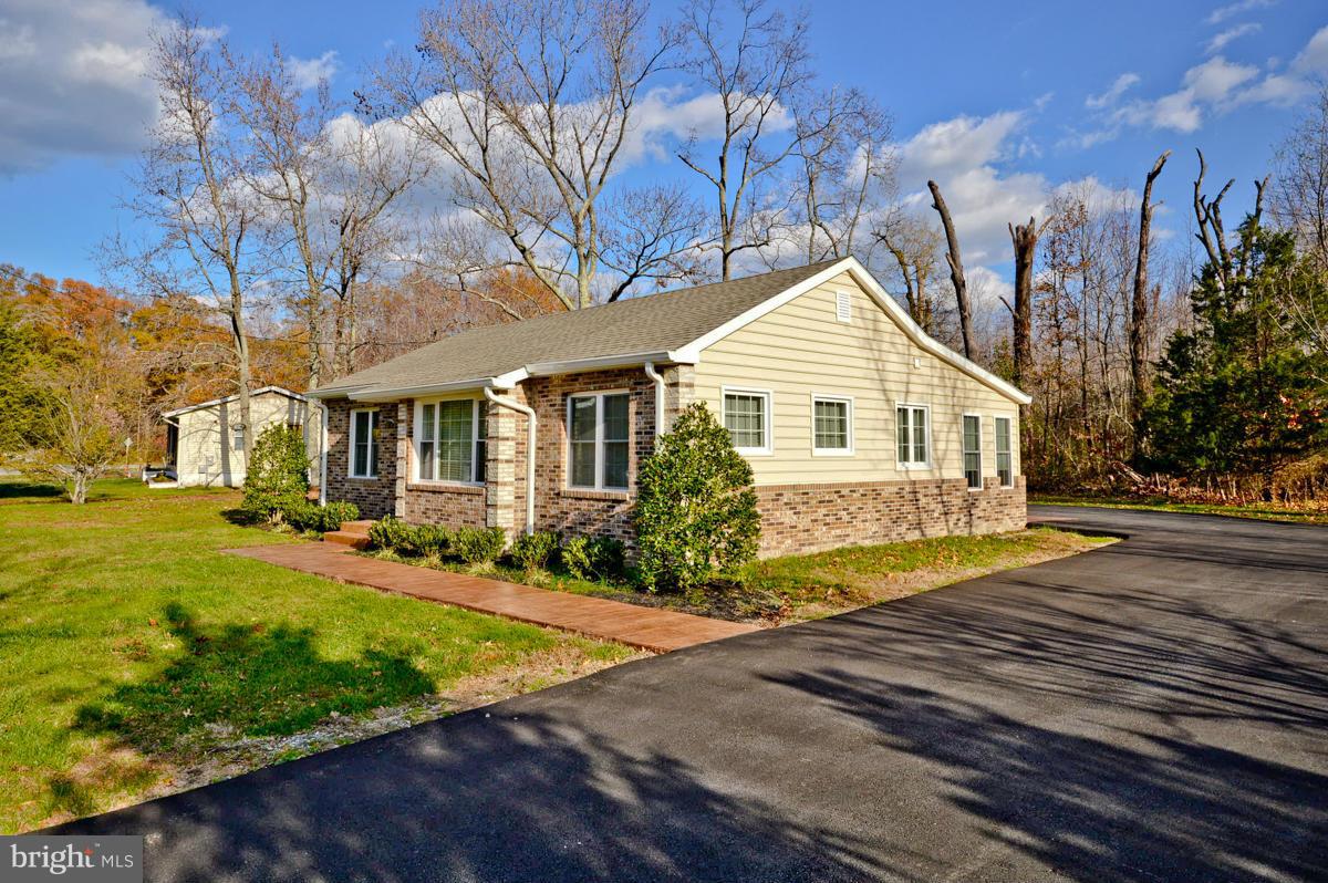 5849 Shady Side Road Shady Side, MD 20733 - Photo 5 of 30 Exterior (Front)
