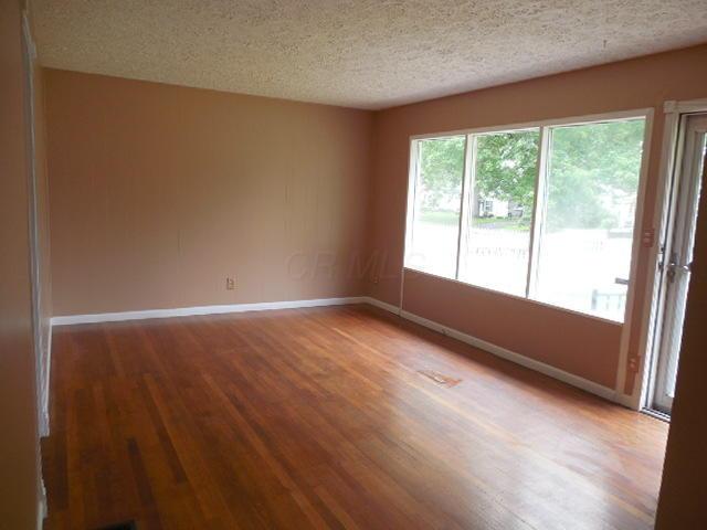 457 Chase Road Columbus, OH 43214 - Photo 8 of 18 Gallery Image 8