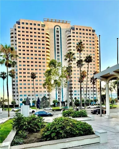 $3,650 | 525 East Seaside Way, Unit 308, Long Beach, CA 90802