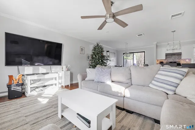 $639,900 | 32 Autumn Ridge Road, Milford, CT 06461