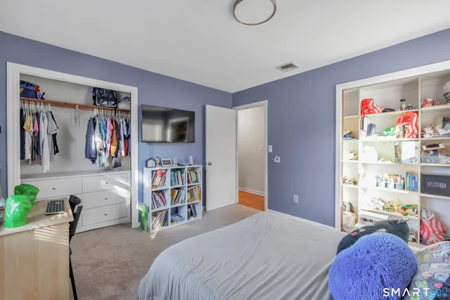 $639,900 | 32 Autumn Ridge Road, Milford, CT 06461