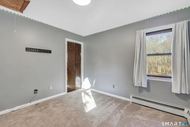 $639,900 | 32 Autumn Ridge Road, Milford, CT 06461