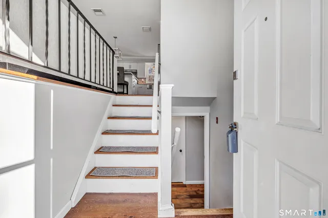 $639,900 | 32 Autumn Ridge Road, Milford, CT 06461