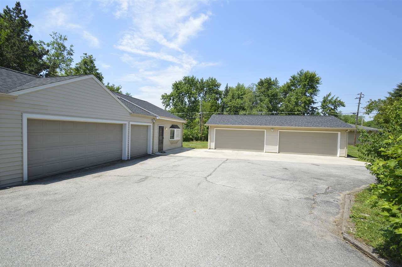 3774 St Joe Center Road Fort Wayne, IN 46835 - Photo 33 of 36 Gallery Image 33