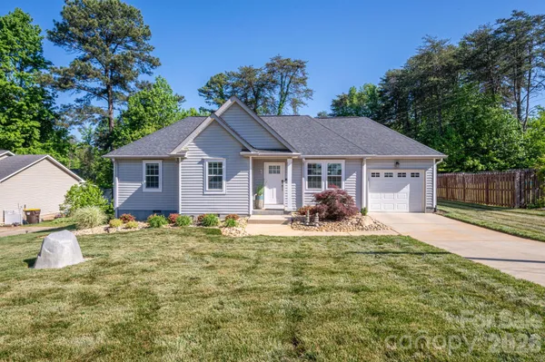 $338,000 | 7611 Sarah Drive, Denver, NC 28037