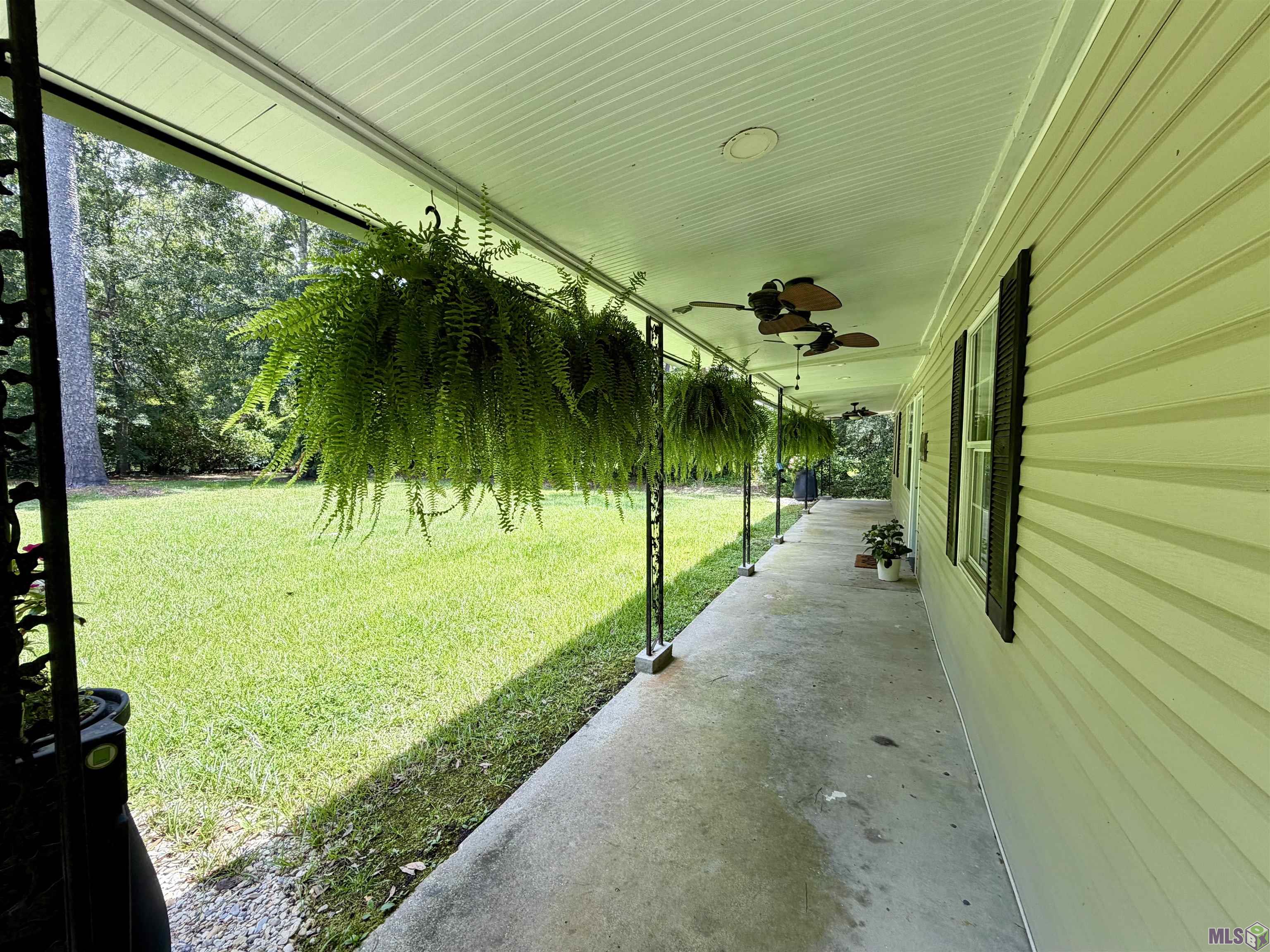 26084 Pichon Road Lacombe, LA 70445 - Photo 2 of 20