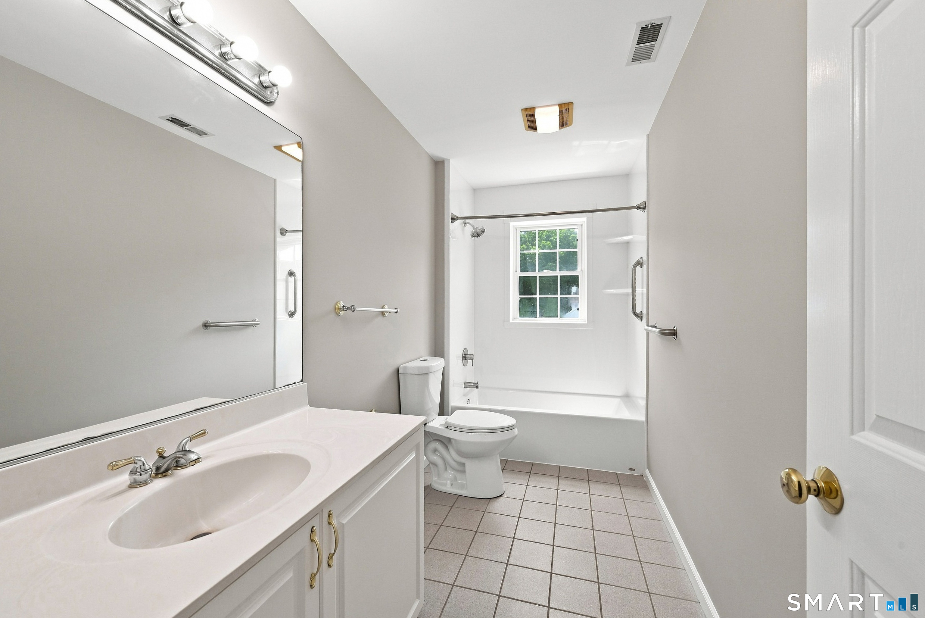63 Meadow Brook Road Brookfield, CT 06804 - Photo 30 of 40 Gallery Image 30
