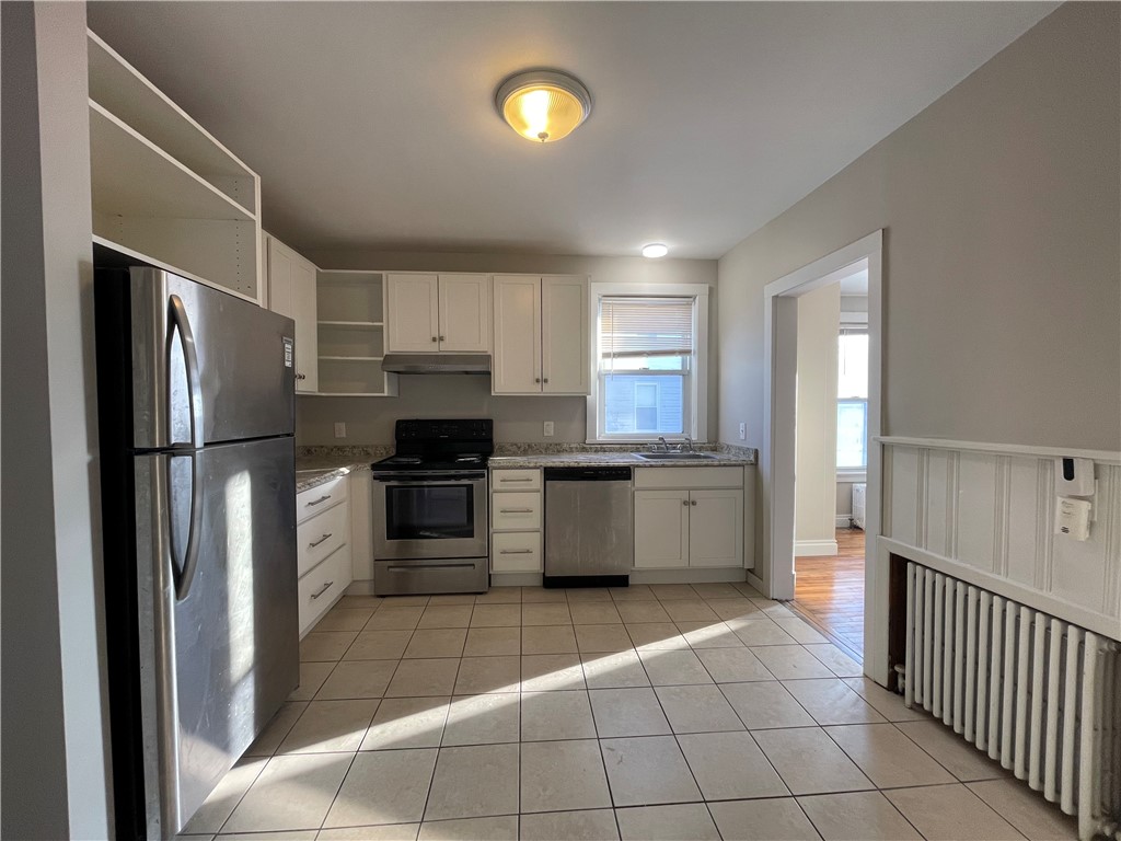 17 Summer Street, Unit 1 Westerly, RI 02891 - Photo 9 of 14 17 Summer Street #1, Westerly RI 02891