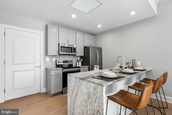 $2,775 | 60 North 23rd Street, Unit 309, Philadelphia, PA 19103