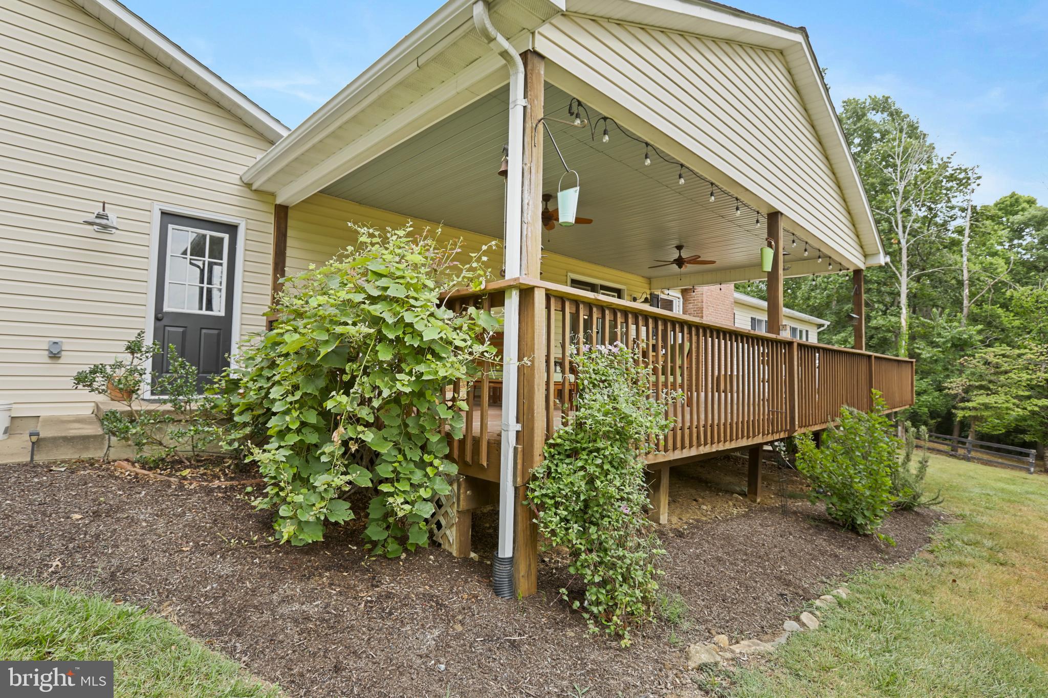 37671 Cooksville Road Purcellville, VA 20132 - Photo 35 of 52 Landscaping