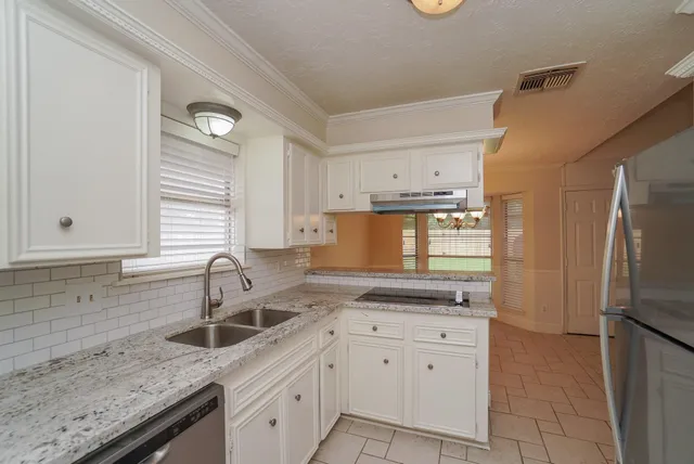 $230,000 | 10639 Tenneta Drive, Houston, TX 77099