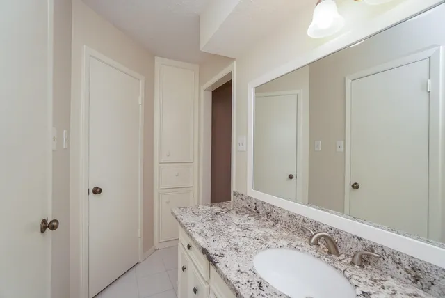 $230,000 | 10639 Tenneta Drive, Houston, TX 77099