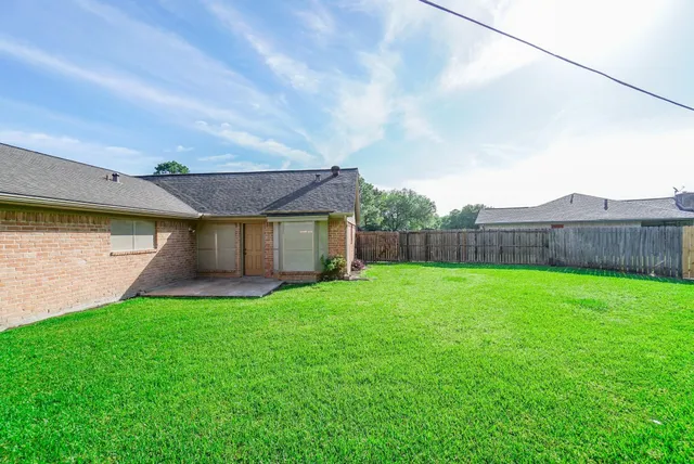 $230,000 | 10639 Tenneta Drive, Houston, TX 77099