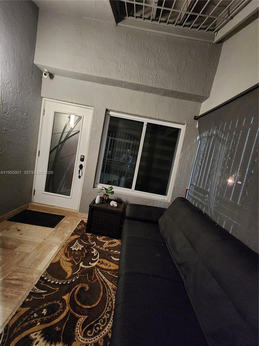 8391 Southwest 148th Avenue Miami, FL 33193 - Photo 17 of 20