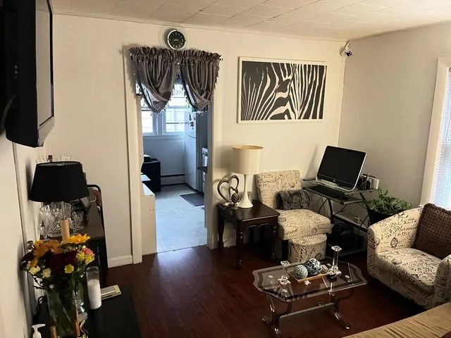 $2,100 | 84 Garfield Avenue, Unit 2, Revere, MA 02151