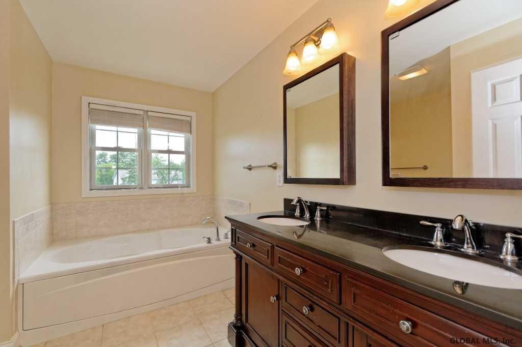 7 Charterpoint Road Colonie, NY 12189 - Photo 14 of 25 Photo 14
