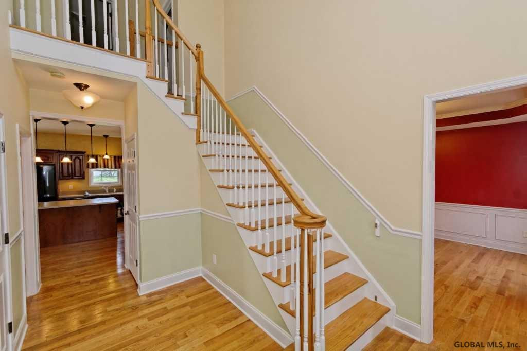 7 Charterpoint Road Colonie, NY 12189 - Photo 3 of 25 Photo 3