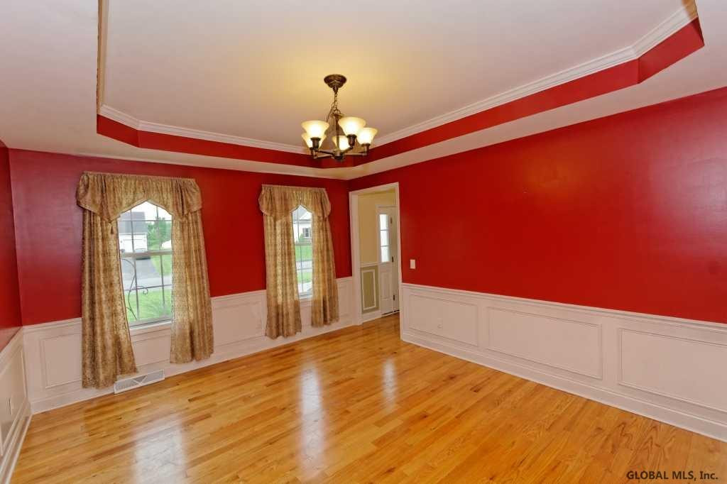 7 Charterpoint Road Colonie, NY 12189 - Photo 10 of 25 Photo 10