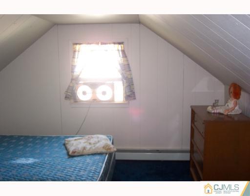 95 Ashley Road Edison, NJ 08817 - Photo 7 of 10