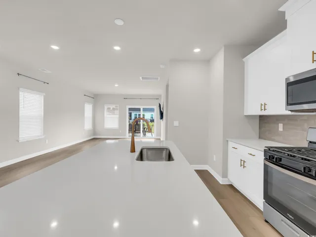 $369,900 | 8621 Pinnacle Cv Way, Longs, SC 29568