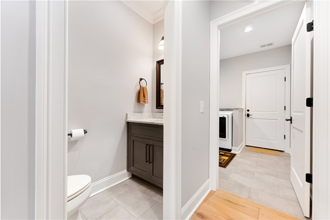 111 Northshores Drive Seneca, SC 29672 - Photo 35 of 50