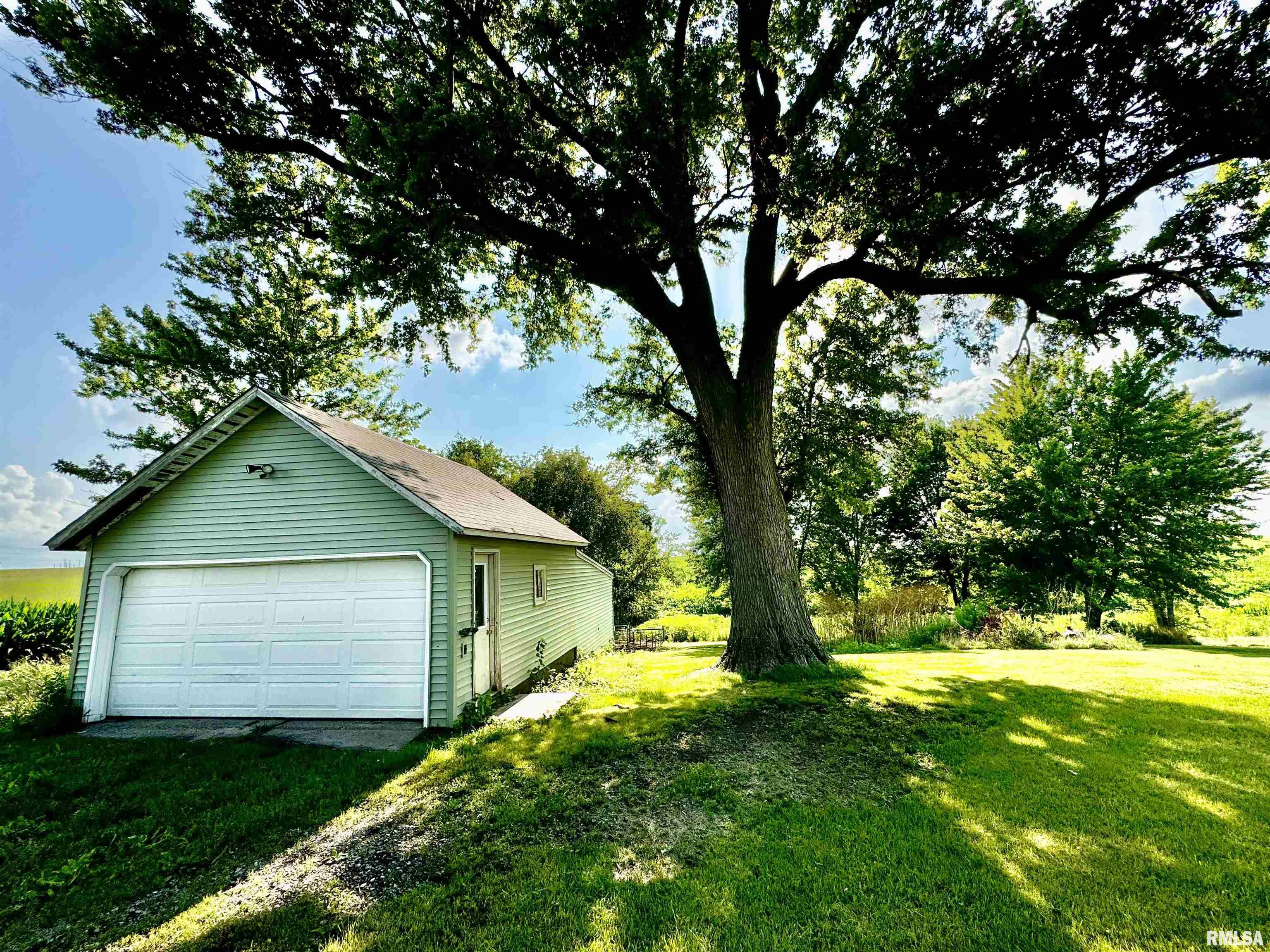 1032 335th Street New Windsor, IL 61465 - Photo 4 of 30