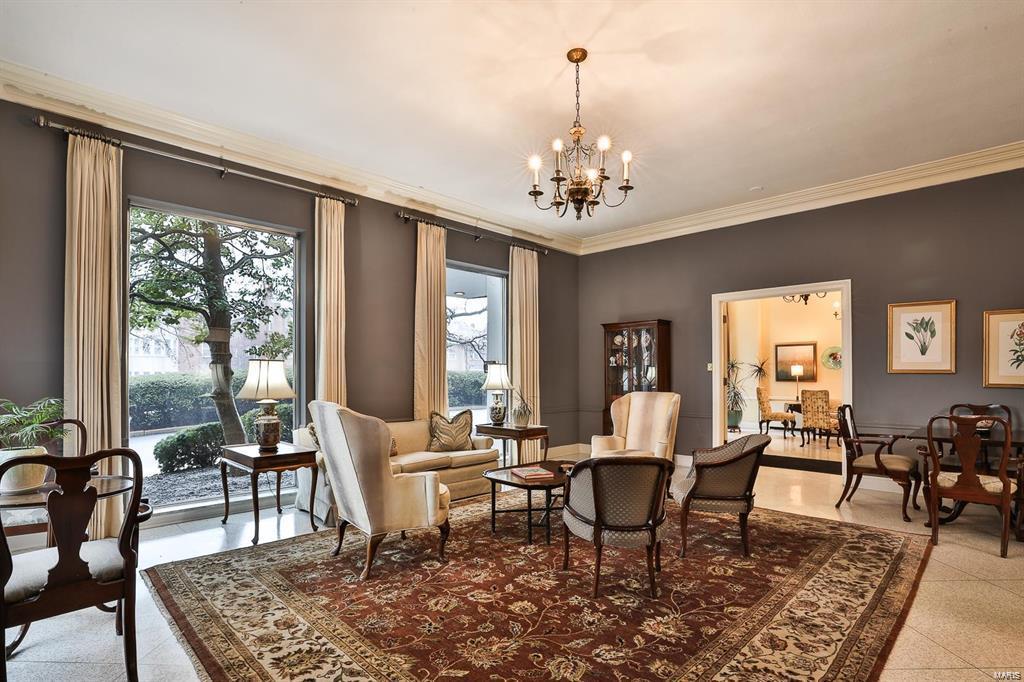 900 South Hanley Road, Unit 12D St. Louis, MO 63105 - Photo 47 of 48