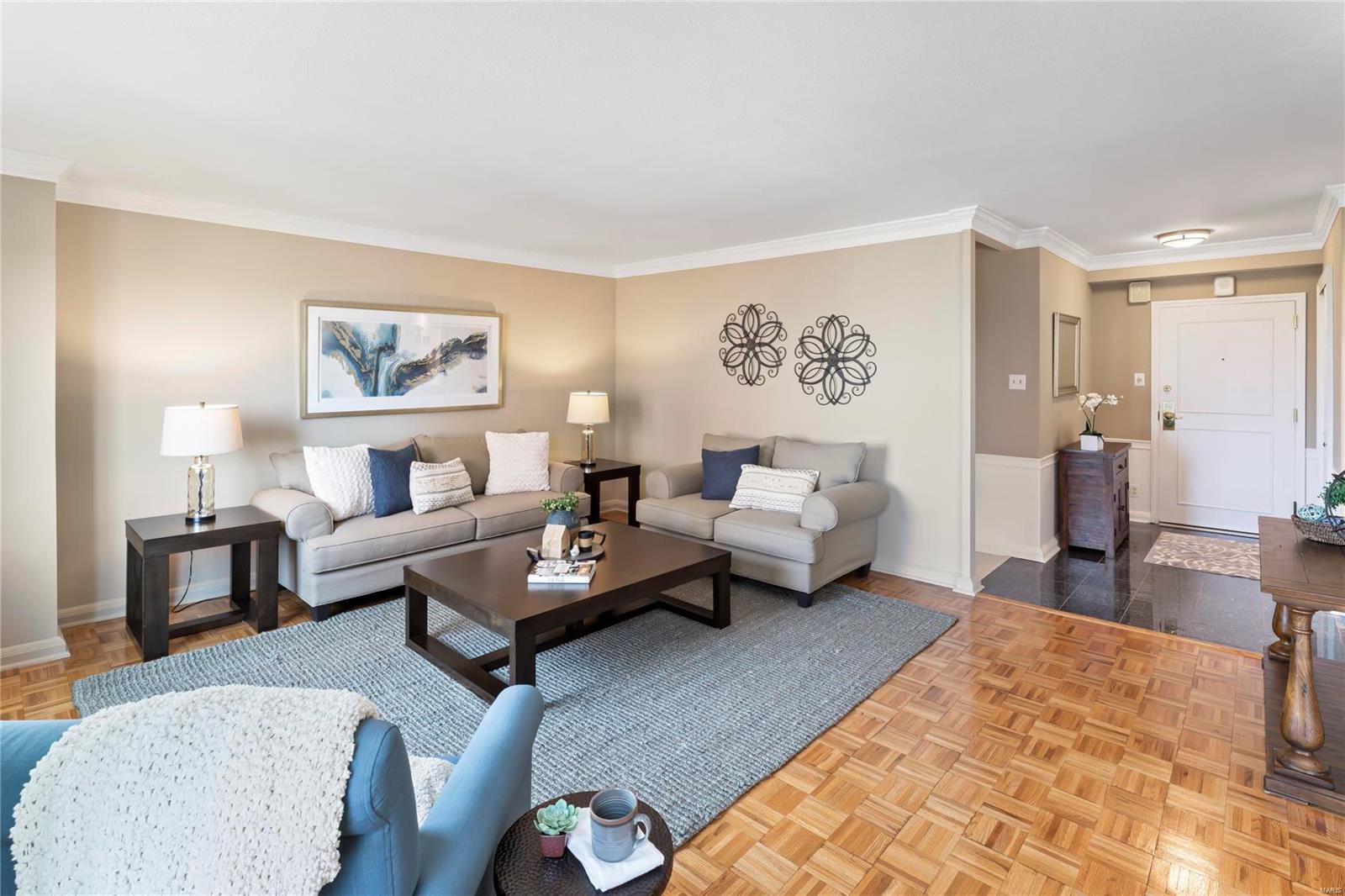 900 South Hanley Road, Unit 12D St. Louis, MO 63105 - Photo 8 of 48