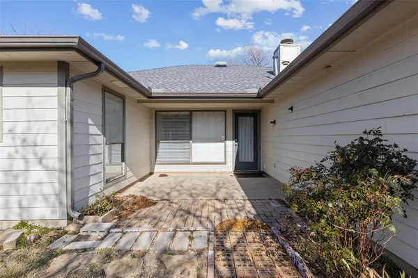 $2,250 | 620 Hanover Drive, Allen, TX 75002