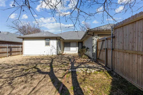 $2,250 | 620 Hanover Drive, Allen, TX 75002