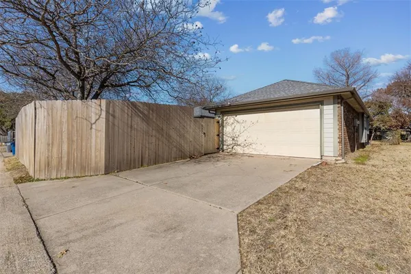 $2,250 | 620 Hanover Drive, Allen, TX 75002