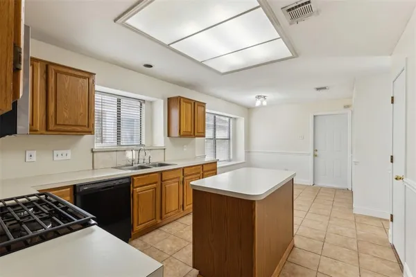 $2,250 | 620 Hanover Drive, Allen, TX 75002