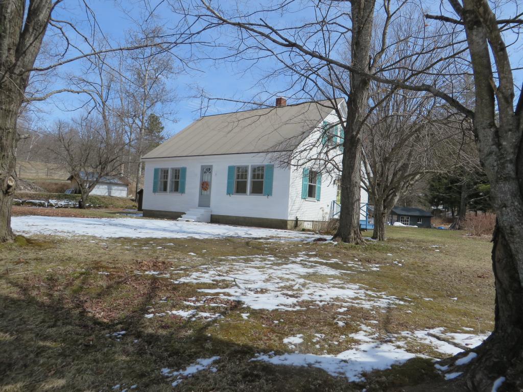988 Cabot Road Woodstock, VT 05091 - Photo 1 of 16