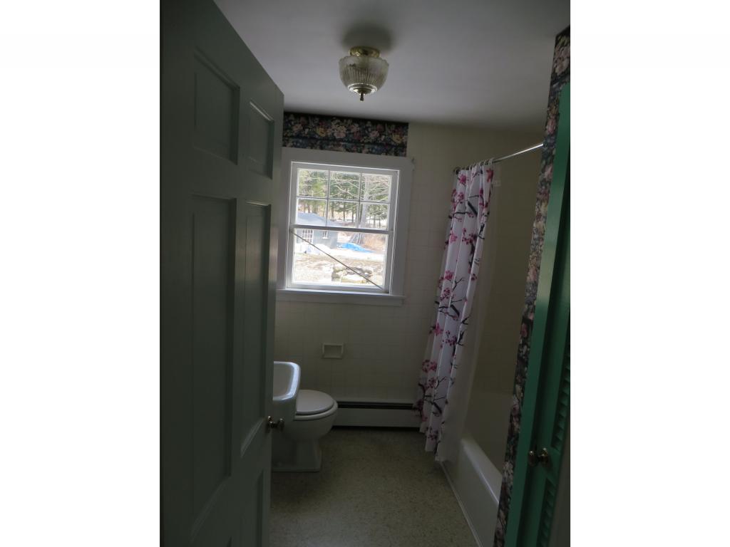 988 Cabot Road Woodstock, VT 05091 - Photo 11 of 16