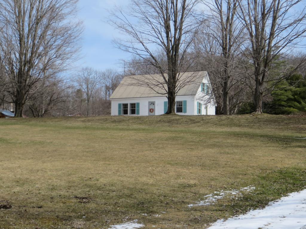 988 Cabot Road Woodstock, VT 05091 - Photo 5 of 16