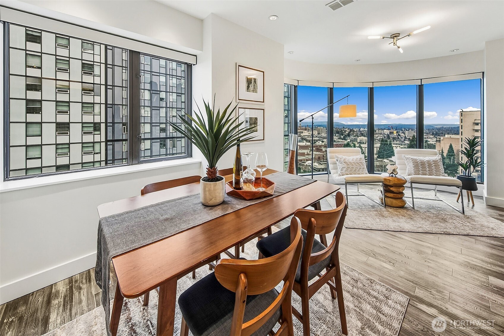 1301 Spring Street, Unit 14C Seattle, WA 98104 - Photo 5 of 38