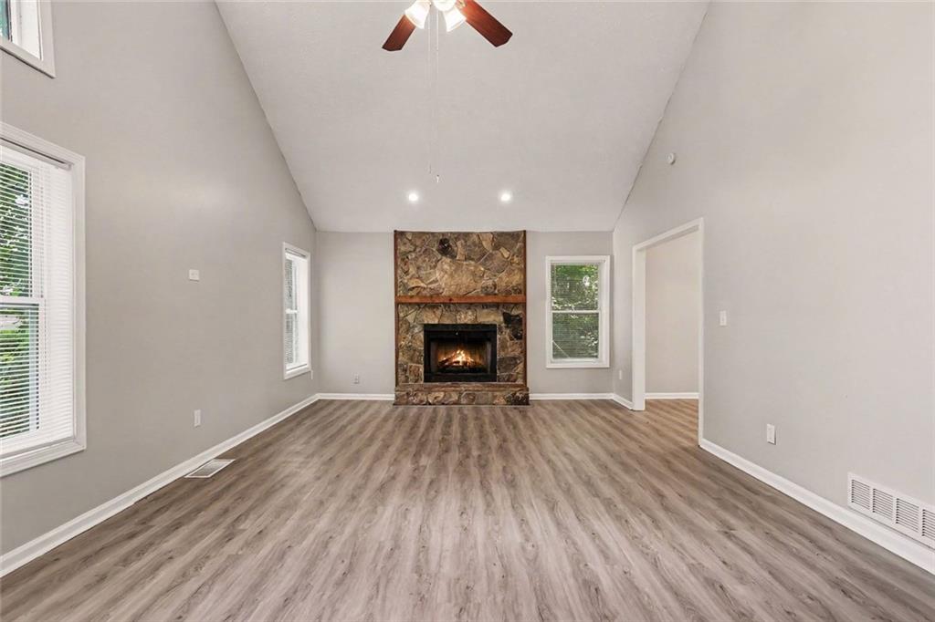 5182 Manitou Way Stone Mountain, GA 30087 - Photo 5 of 28