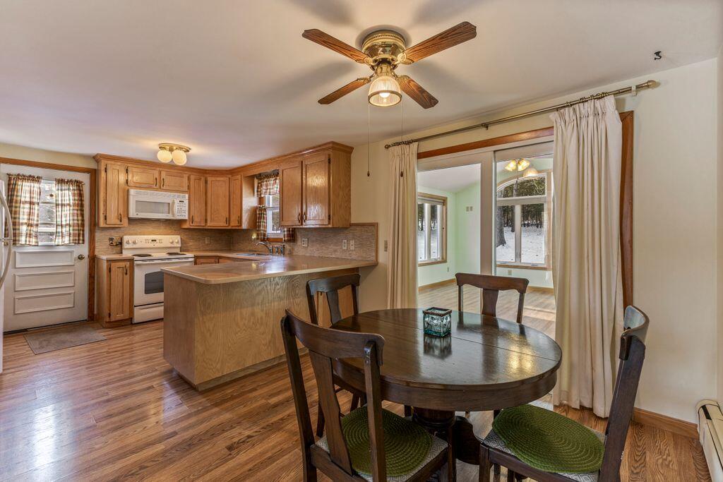 41 Mitchell Hill Road Gorham, ME 04038 - Photo 18 of 47 Dining/Kitchen