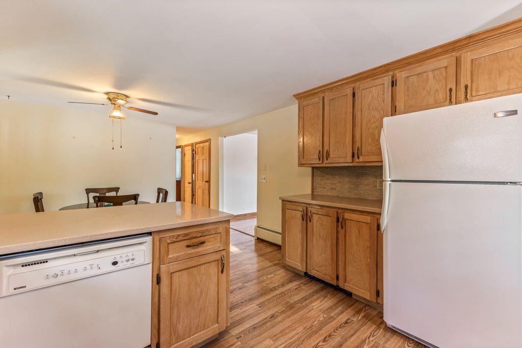 41 Mitchell Hill Road Gorham, ME 04038 - Photo 24 of 47 Kitchen