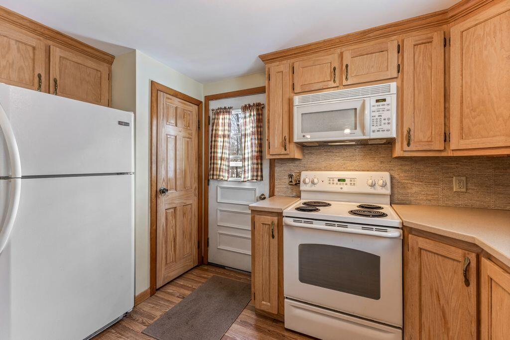 41 Mitchell Hill Road Gorham, ME 04038 - Photo 25 of 47 Kitchen