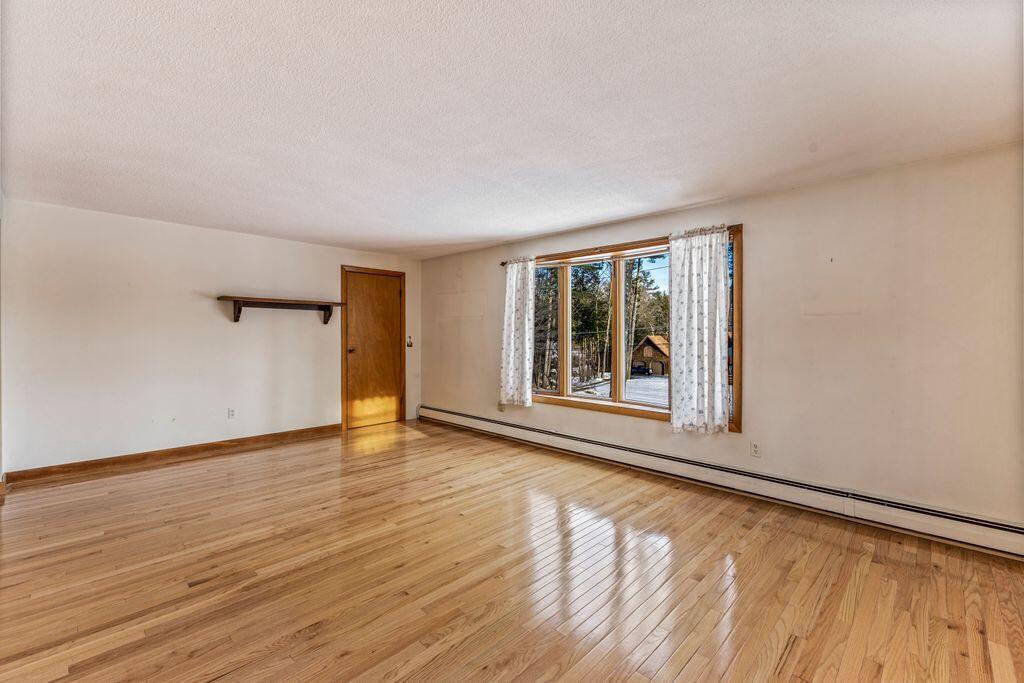 41 Mitchell Hill Road Gorham, ME 04038 - Photo 32 of 47 Living Room