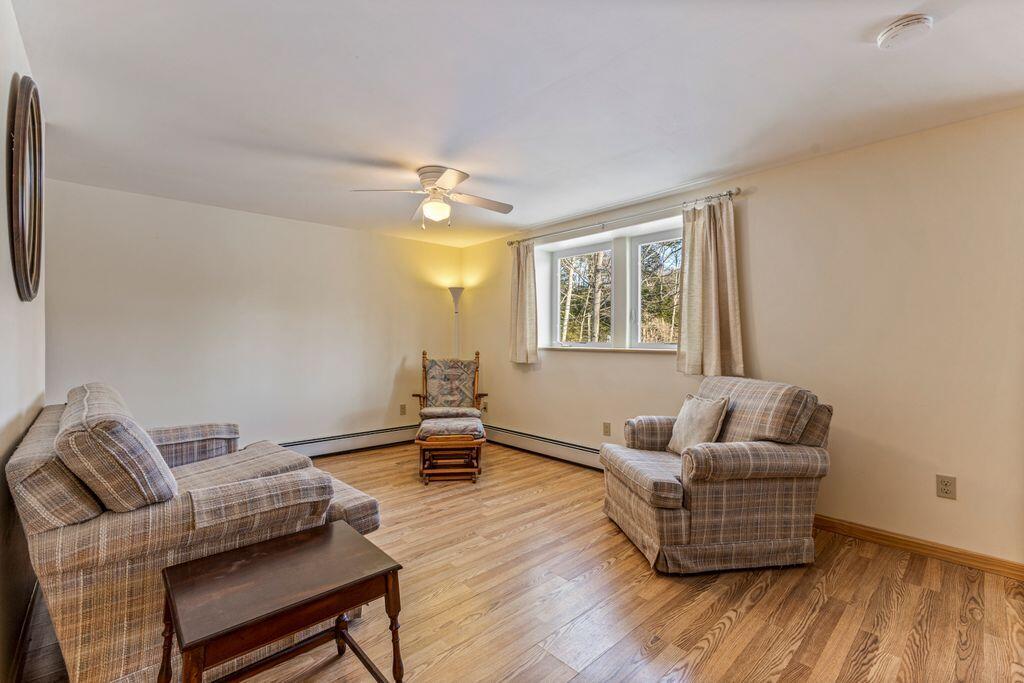 41 Mitchell Hill Road Gorham, ME 04038 - Photo 6 of 47 Family room