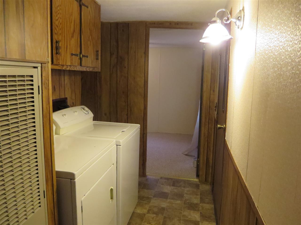 1115 Woodford Road Bennington, VT 05201 - Photo 13 of 26