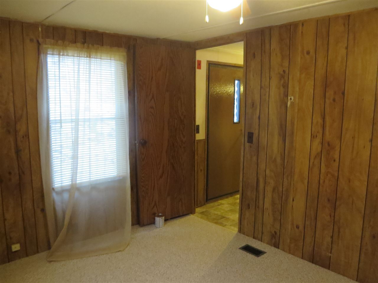 1115 Woodford Road Bennington, VT 05201 - Photo 15 of 26