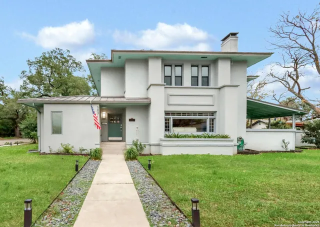 $989,000 | 503 South Austin Street, Seguin, TX 78155