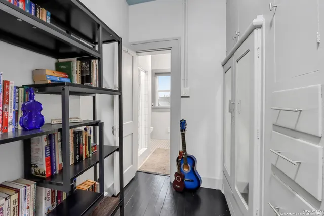 $989,000 | 503 South Austin Street, Seguin, TX 78155